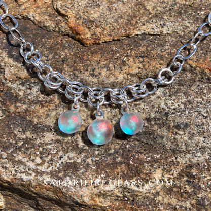 3 Satori Fire Lights on Link Chain