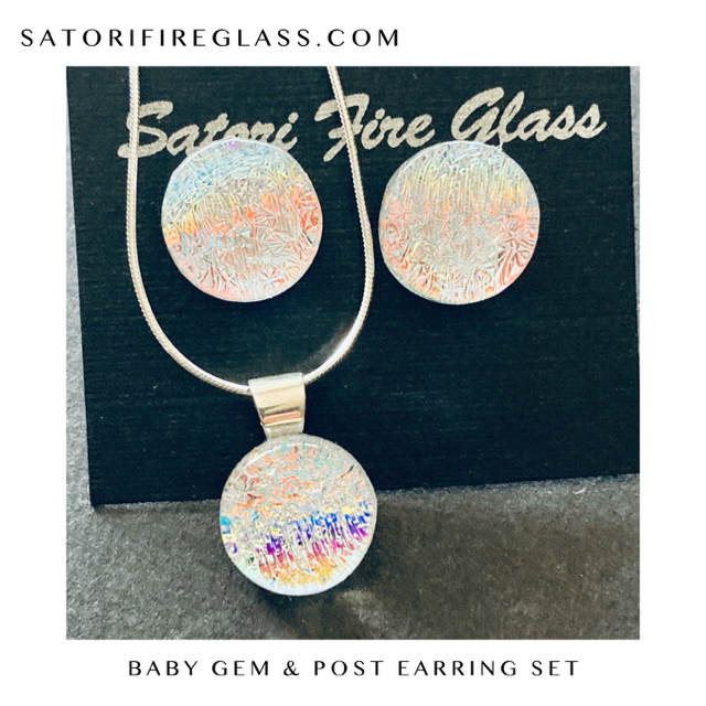 Satori Baby Gem & Post Set