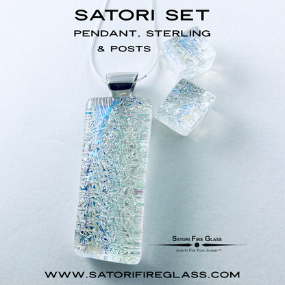 Satori Set Pendant & Posts