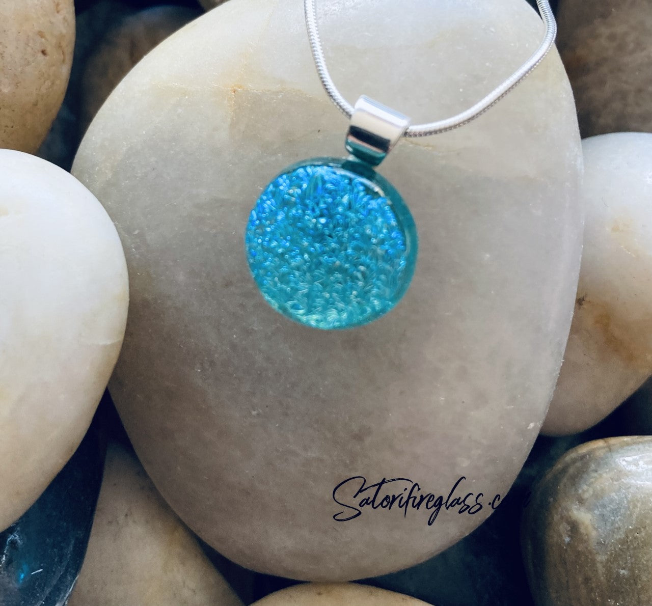 Satori Aquamarine Circle Necklace